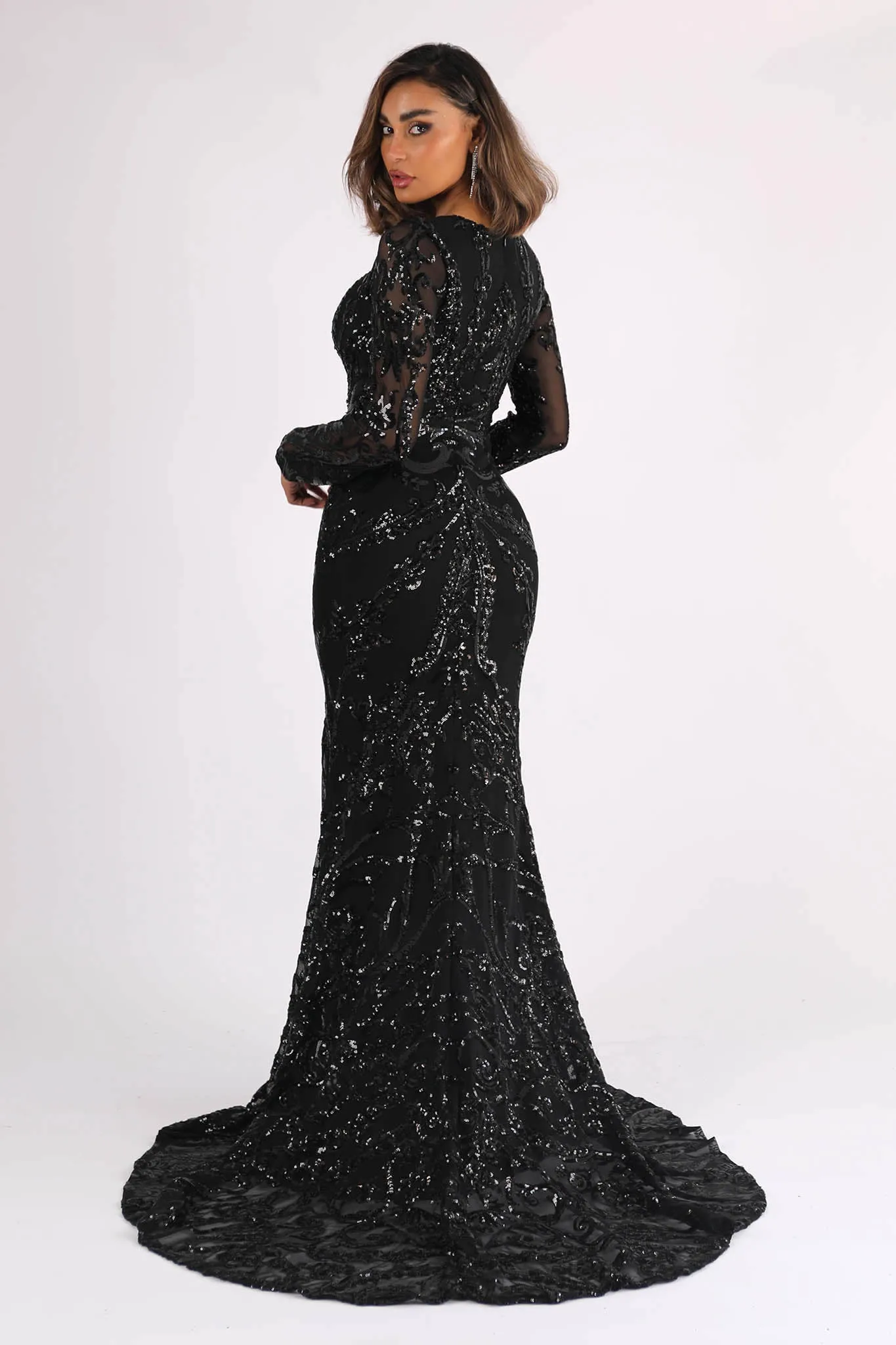 AMANI Long Sleeve Sequin Gown - Black