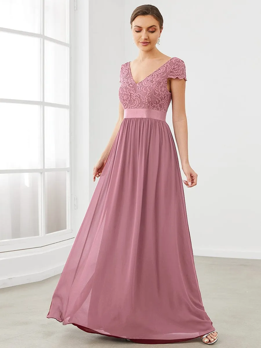 Elegant Lace V-Neck Short Sleeves Chiffon Mother of the Bride Dress