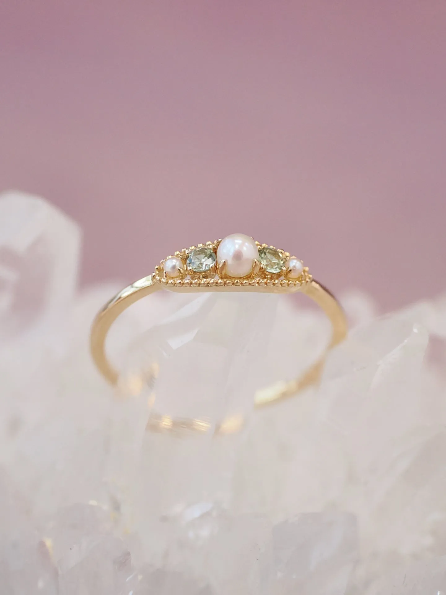 Green Sapphire & Pearl 14K Gold Ring - Victoria