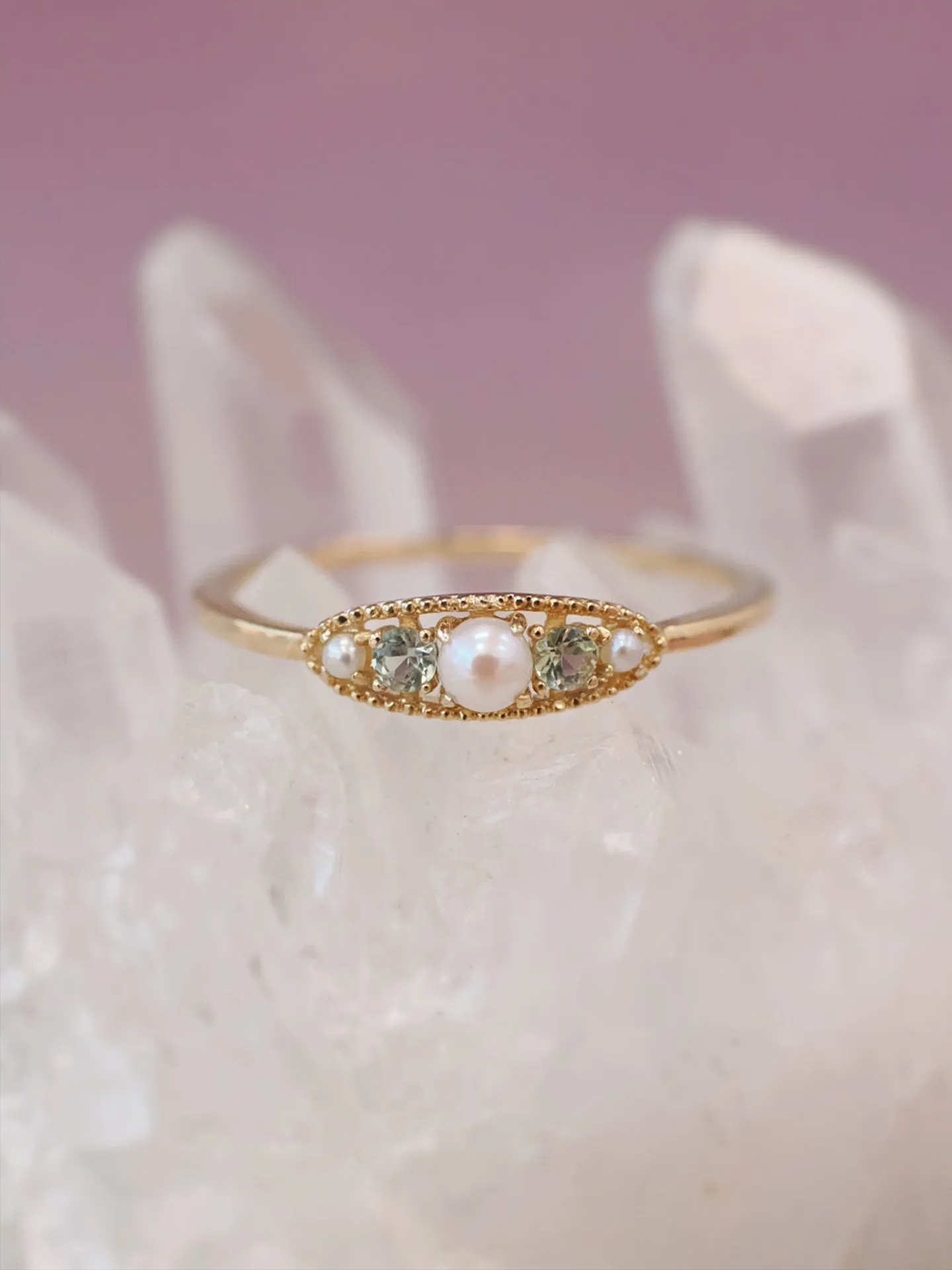 Green Sapphire & Pearl 14K Gold Ring - Victoria