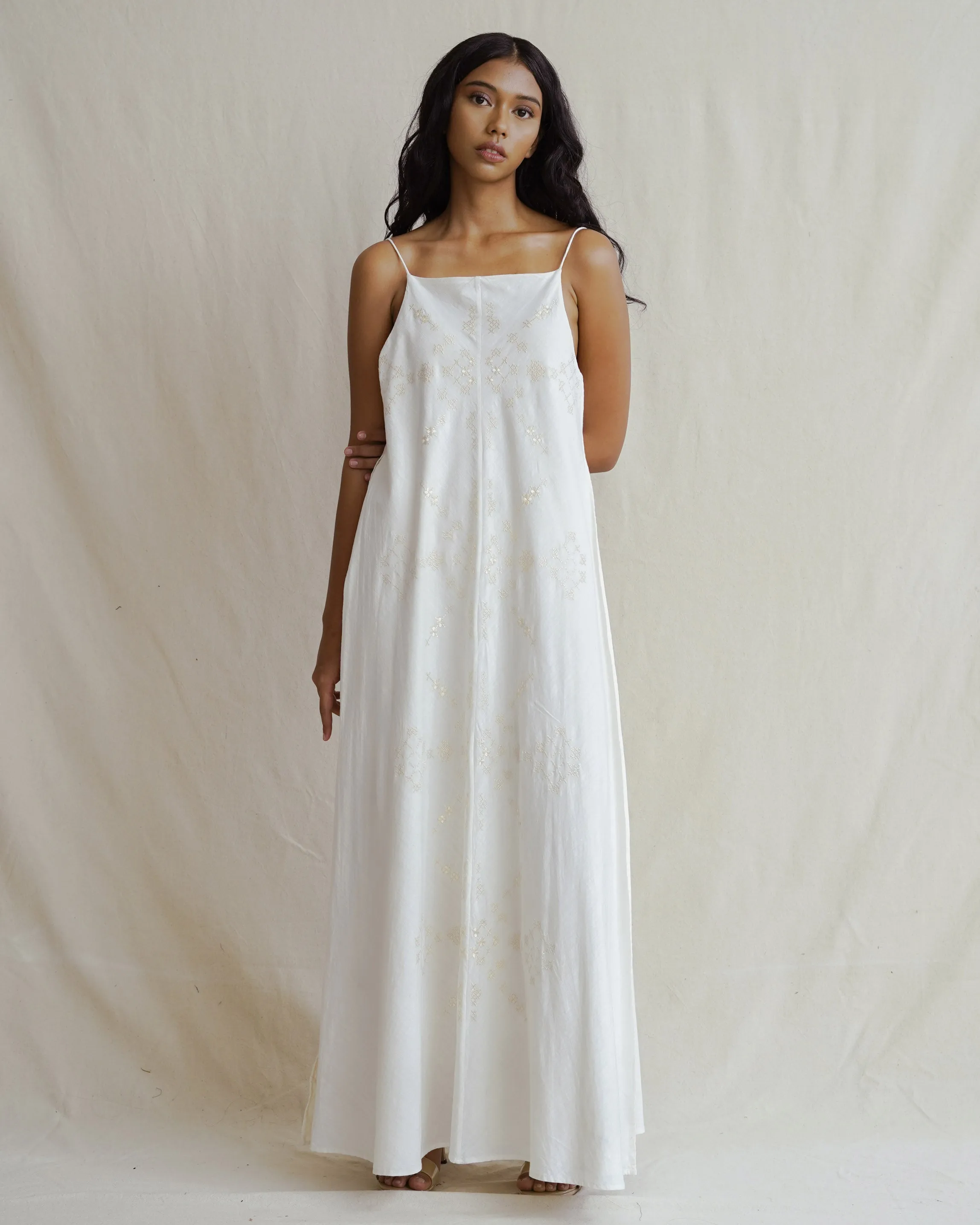 KAPAS - Embroidered Goddess Dress