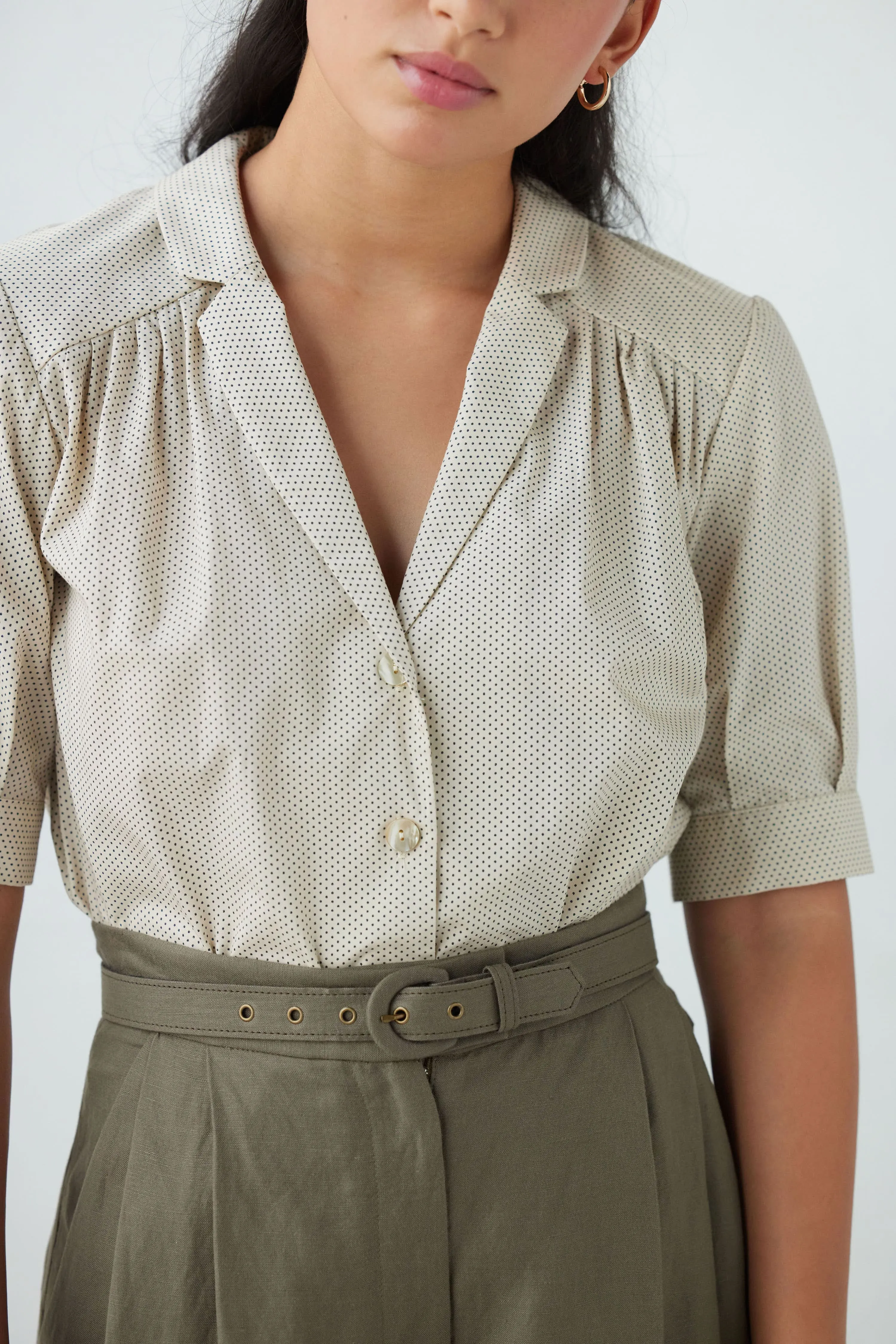 Katherine Blouse in Cream Microdot Cotton