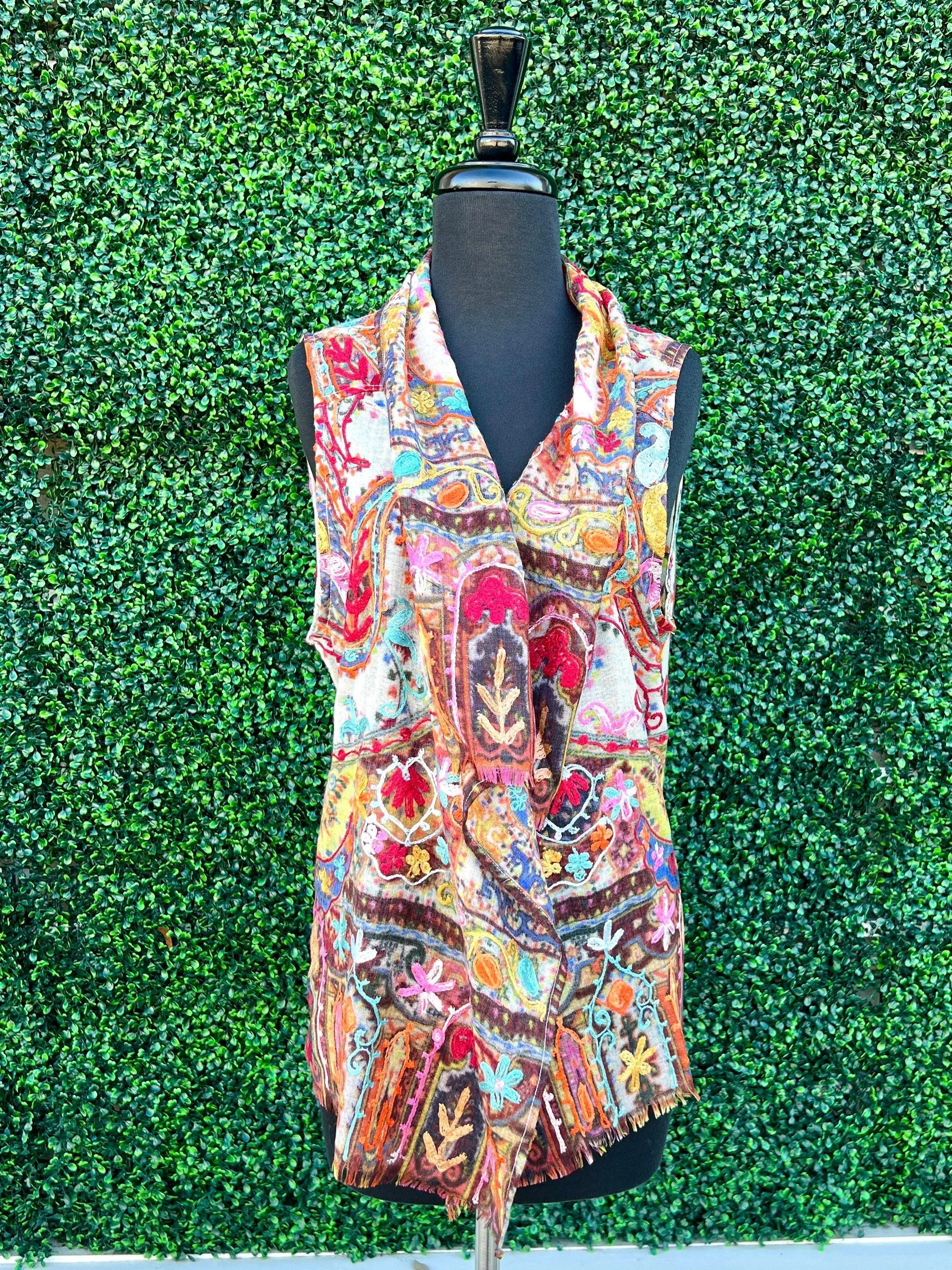 Nuevo France Embroidered Vest