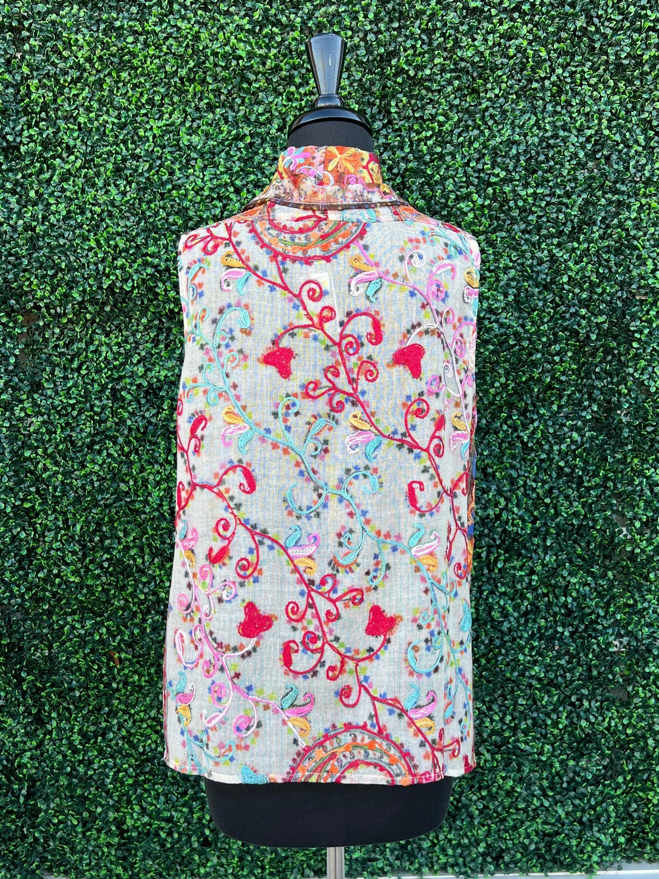 Nuevo France Embroidered Vest
